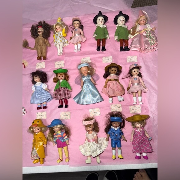 Madame Alexander doll bundle and others - Picture 2 of 6